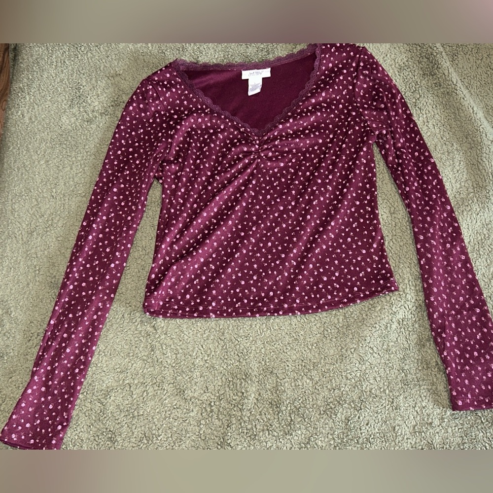 Women's Burgundy Long Sleeve Top